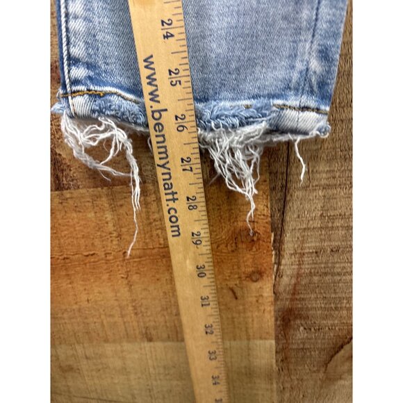 Karen Signature Mid-Rise Ankle Jeans Distressed Hem Light Wash Size 14 - Picture 2 of 6